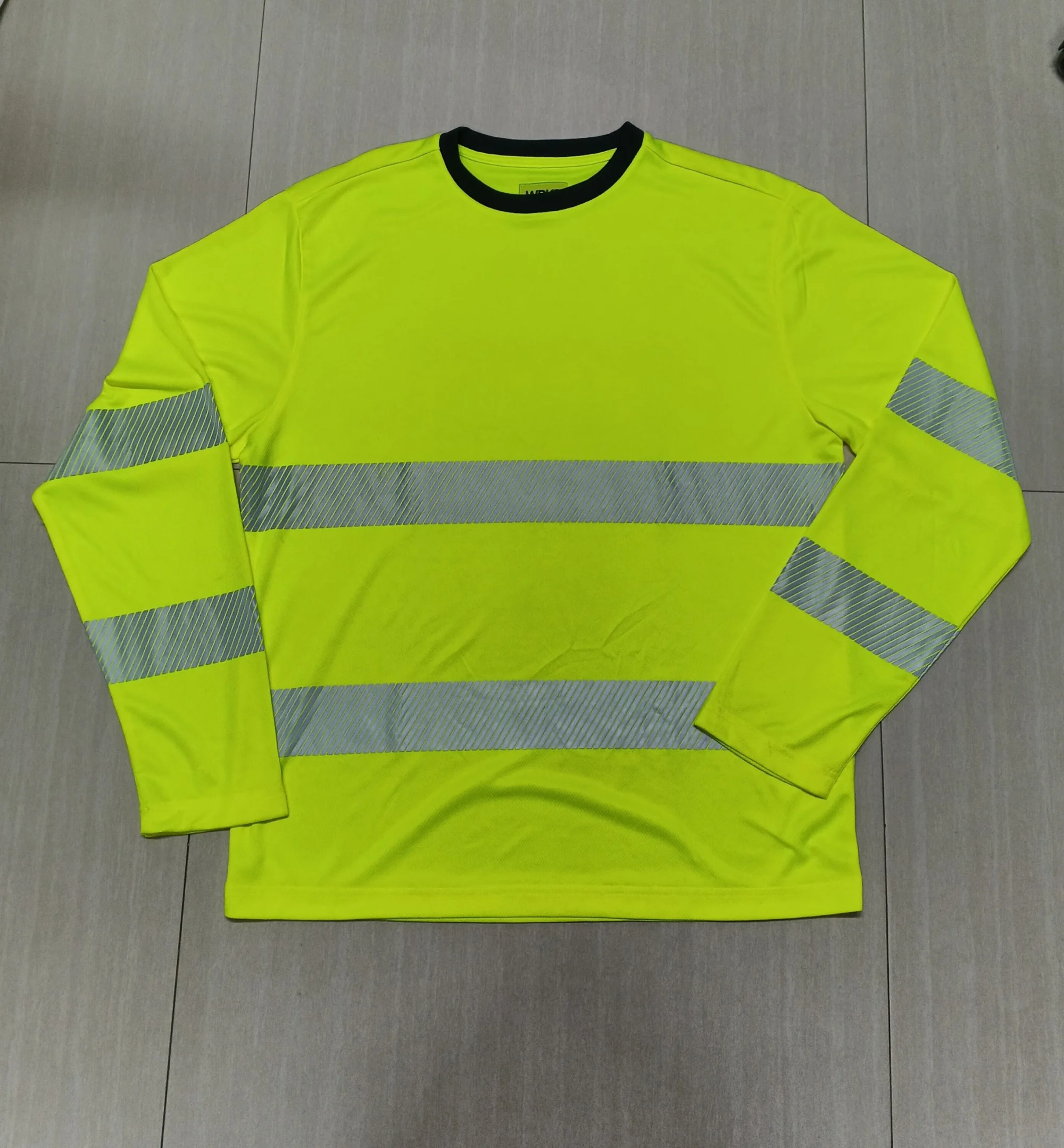 MEN’S WORK LONG SLIVE REFLECTIVE T-SHIRT